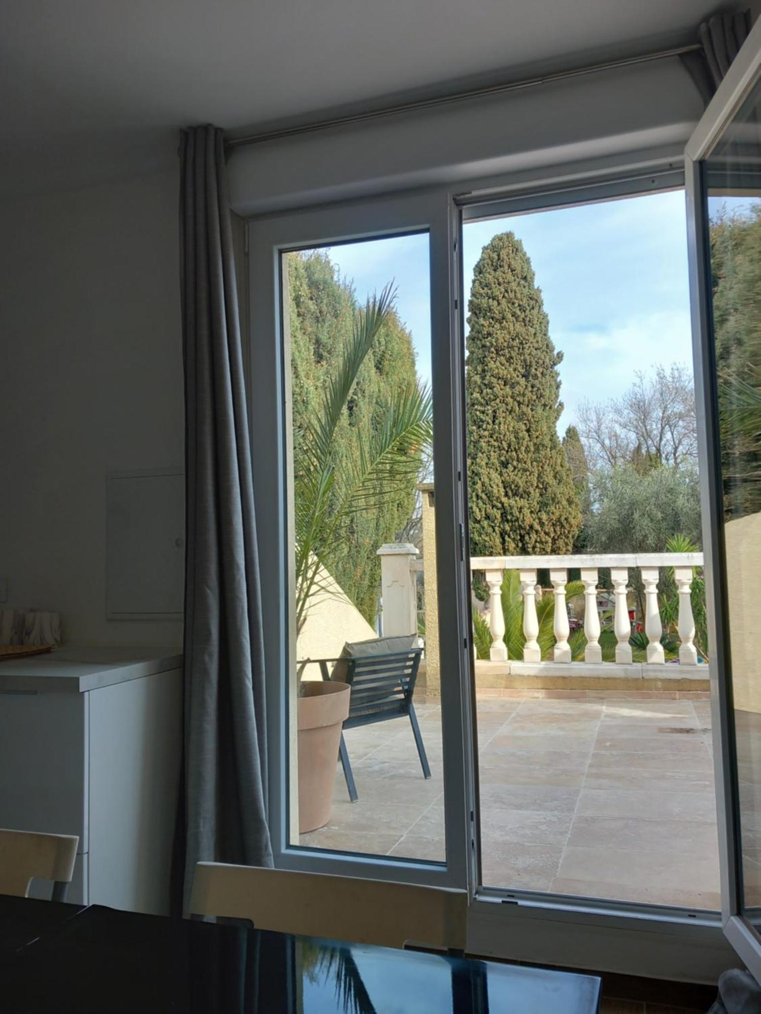 Appartement Independant Dans Une Villa Miramas Kültér fotó
